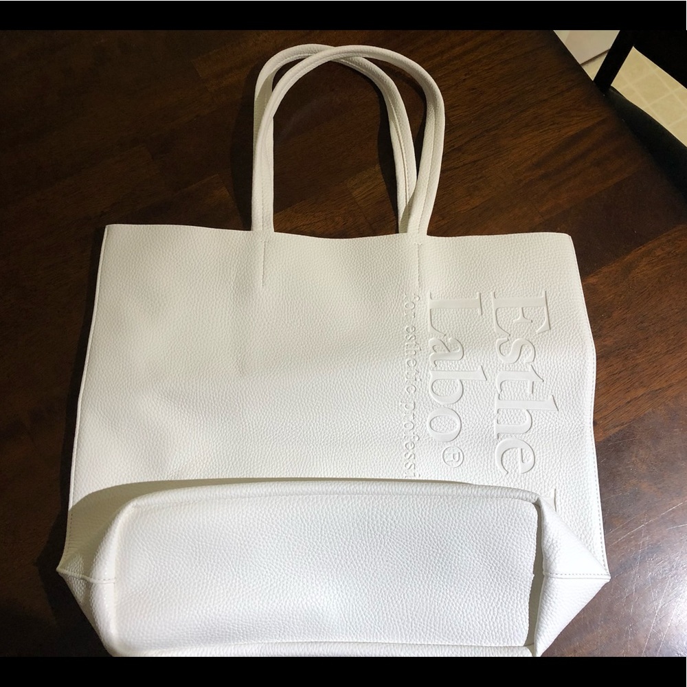 White  tote